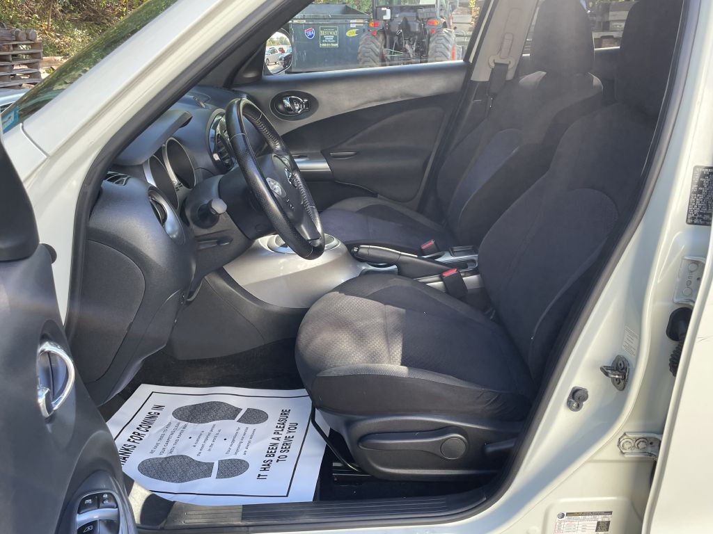 2011 Nissan Juke Image 17