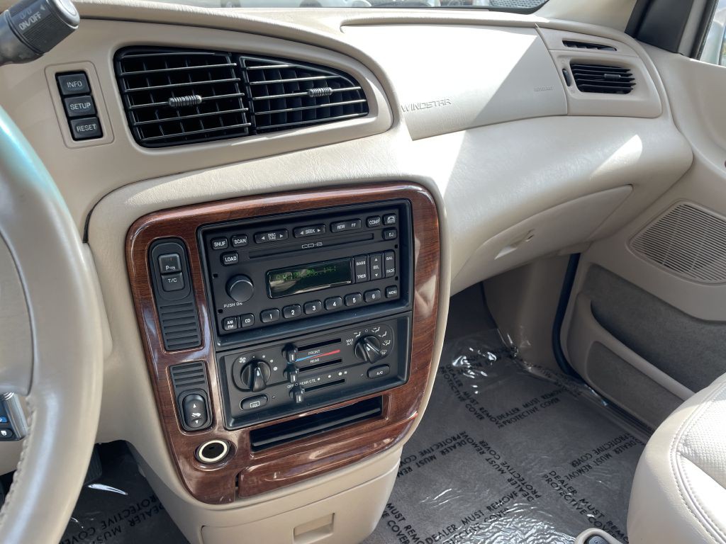 2001 Ford Windstar Image 16
