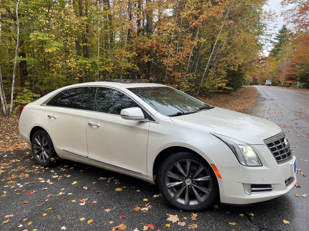 2013 Cadillac XTS Image 1