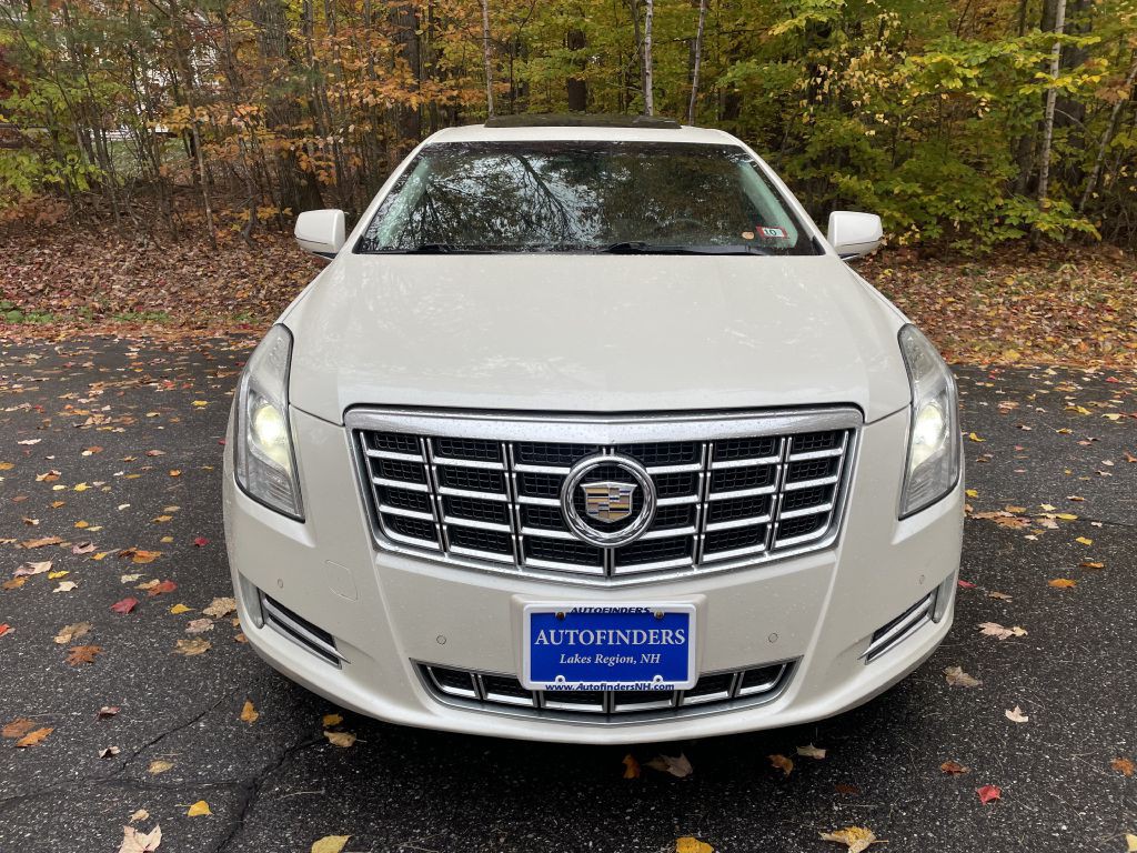 2013 Cadillac XTS Image 2
