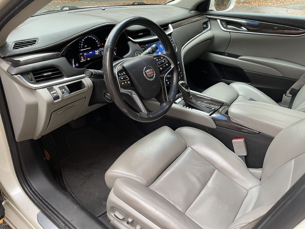 2013 Cadillac XTS Image 17
