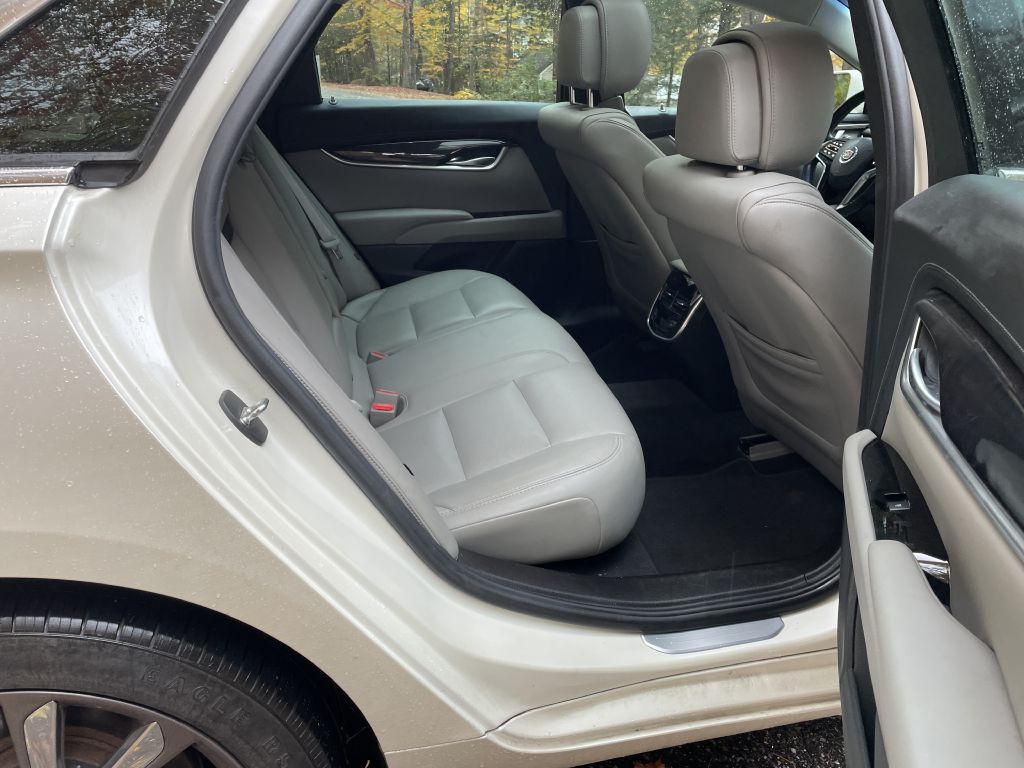 2013 Cadillac XTS Image 21