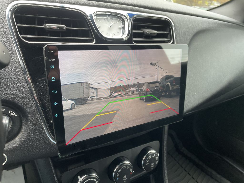 2011 Chrysler 200 Image 15