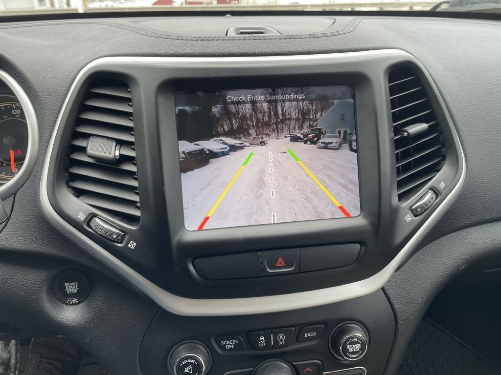 2017 Jeep Cherokee Image 15