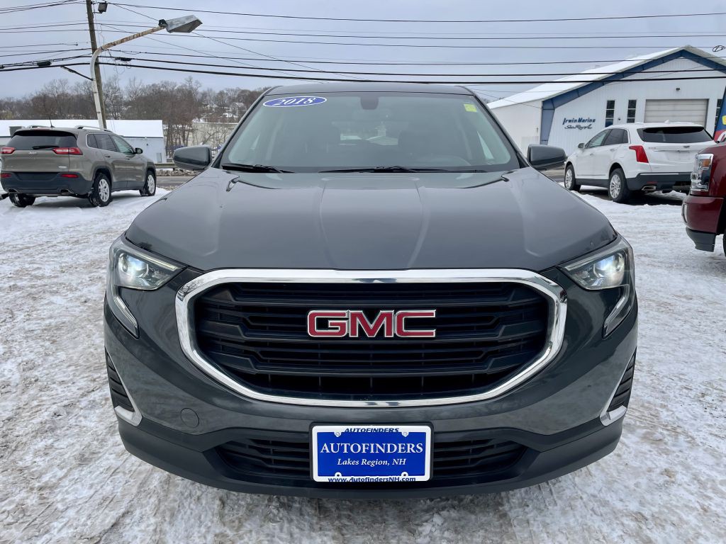 2018 GMC Terrain Image 2