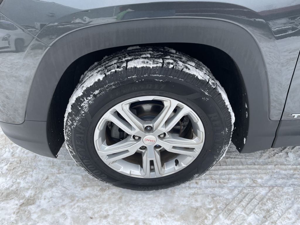 2018 GMC Terrain Image 9