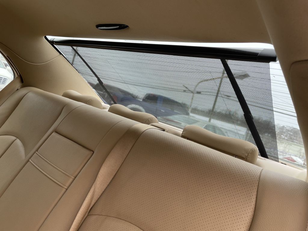 2009 Mercedes-Benz E-Class Image 29