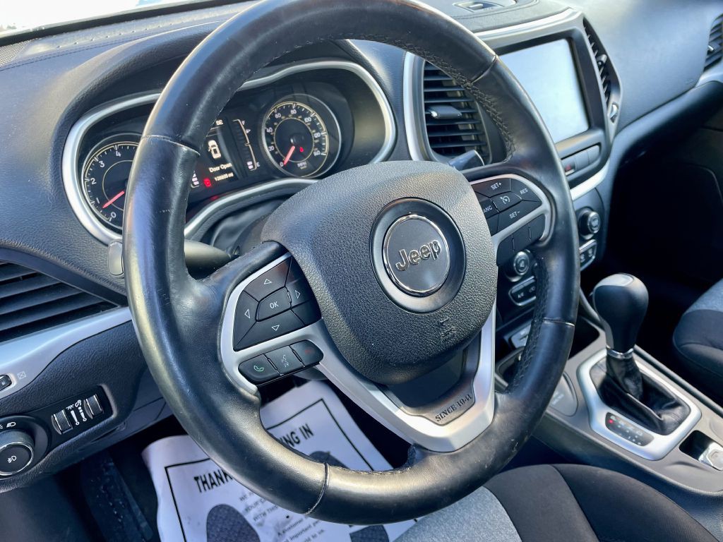 2014 Jeep Cherokee Image 11