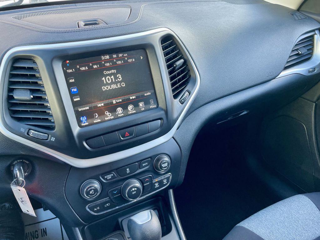 2014 Jeep Cherokee Image 13