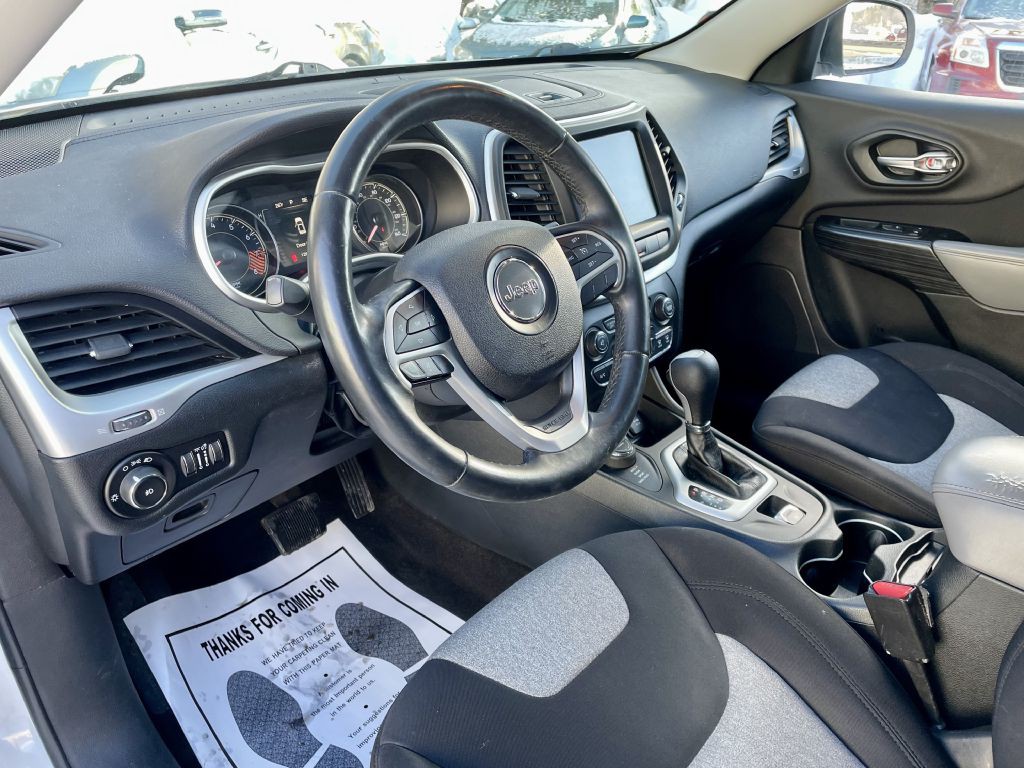 2014 Jeep Cherokee Image 17