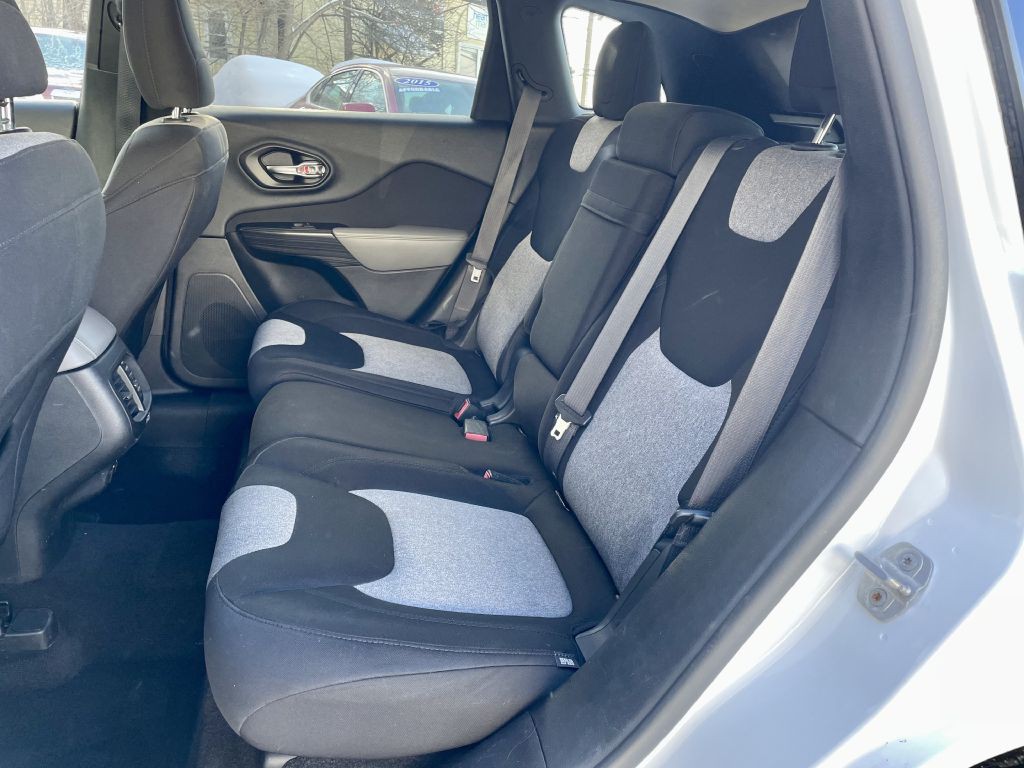 2014 Jeep Cherokee Image 23