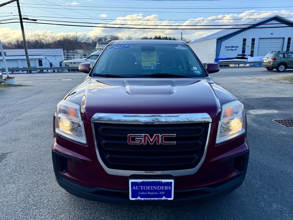 2017 GMC Terrain Image 2