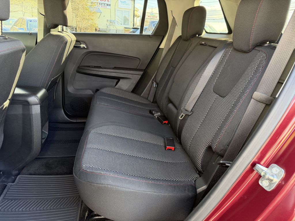 2017 GMC Terrain Image 28