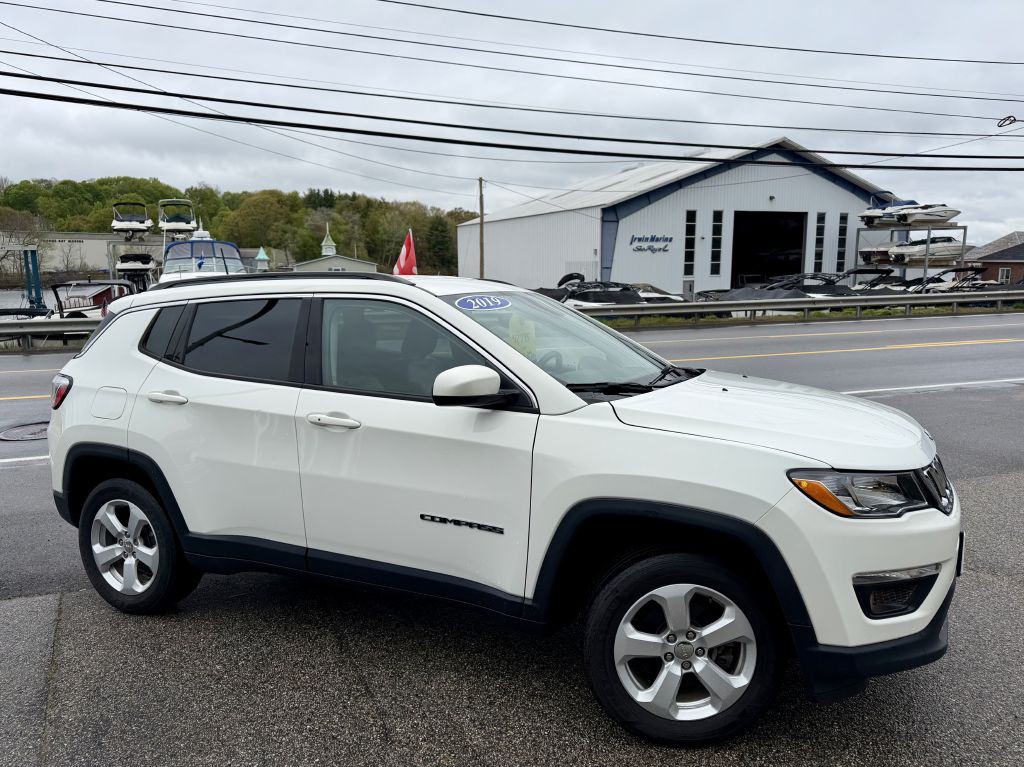 2019 Jeep Compass Image 1