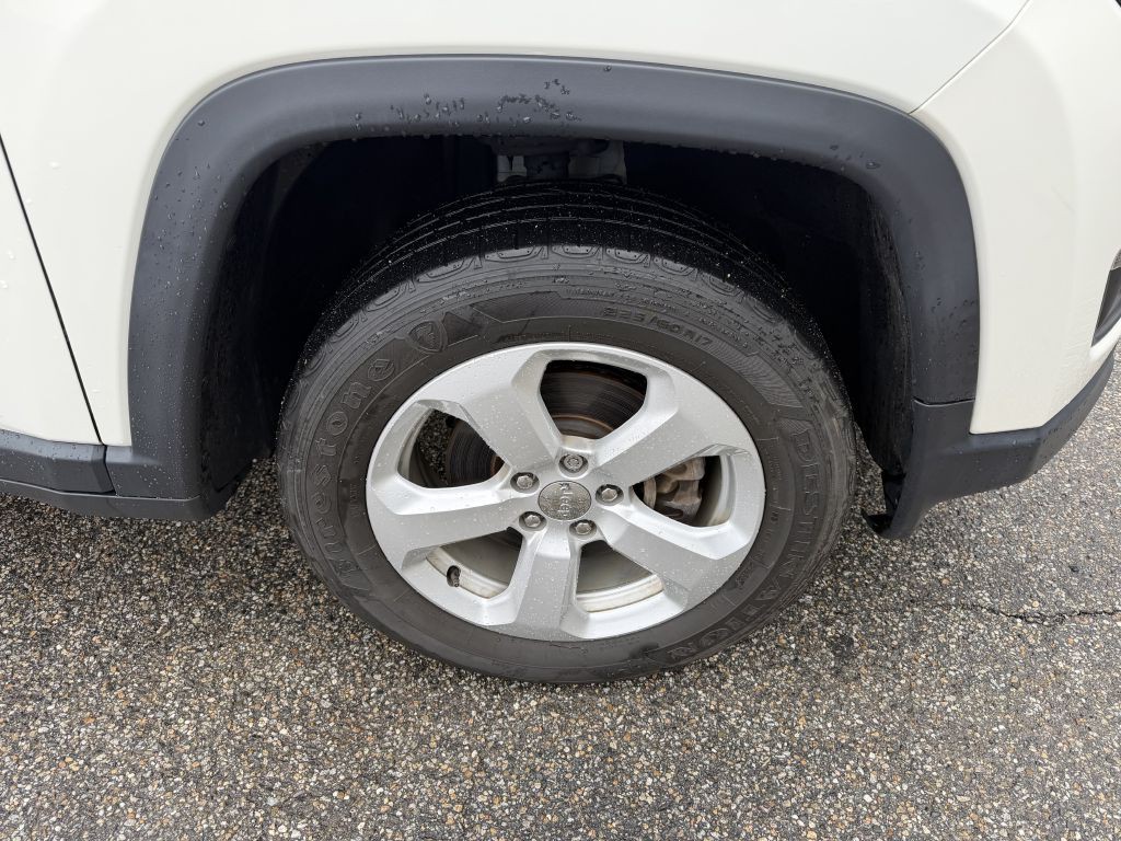 2019 Jeep Compass Image 9