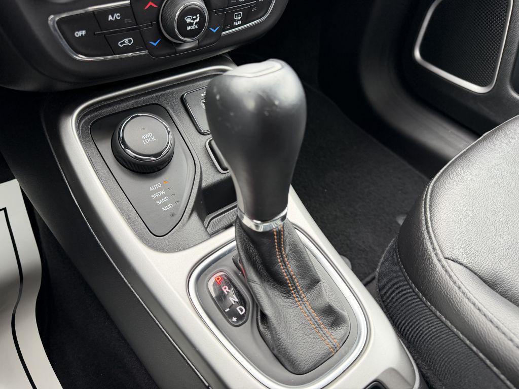 2019 Jeep Compass Image 15