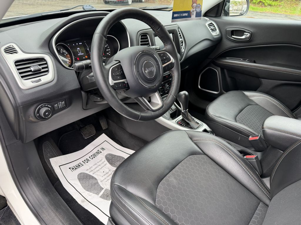 2019 Jeep Compass Image 17