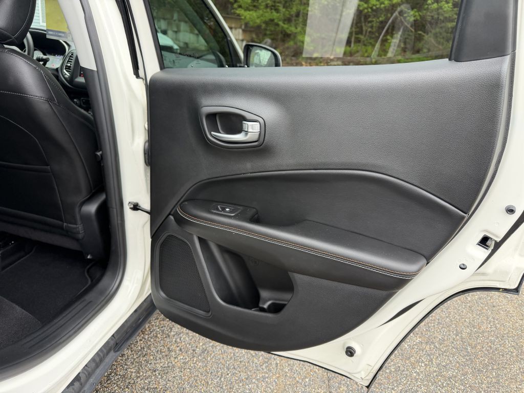 2019 Jeep Compass Image 23