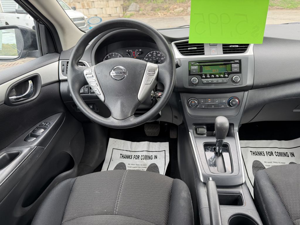2016 Nissan Sentra Image 9