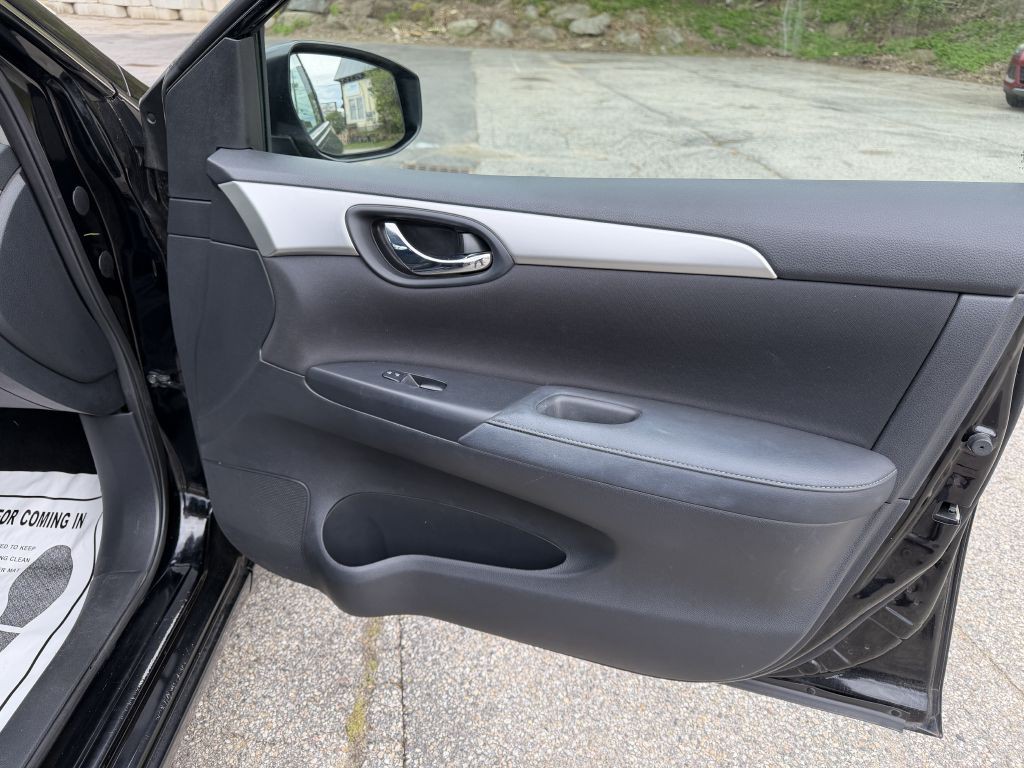 2016 Nissan Sentra Image 21
