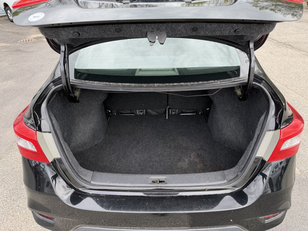 2016 Nissan Sentra Image 26