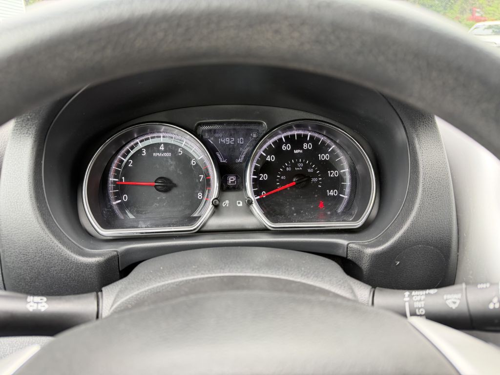 2019 Nissan Versa Image 13