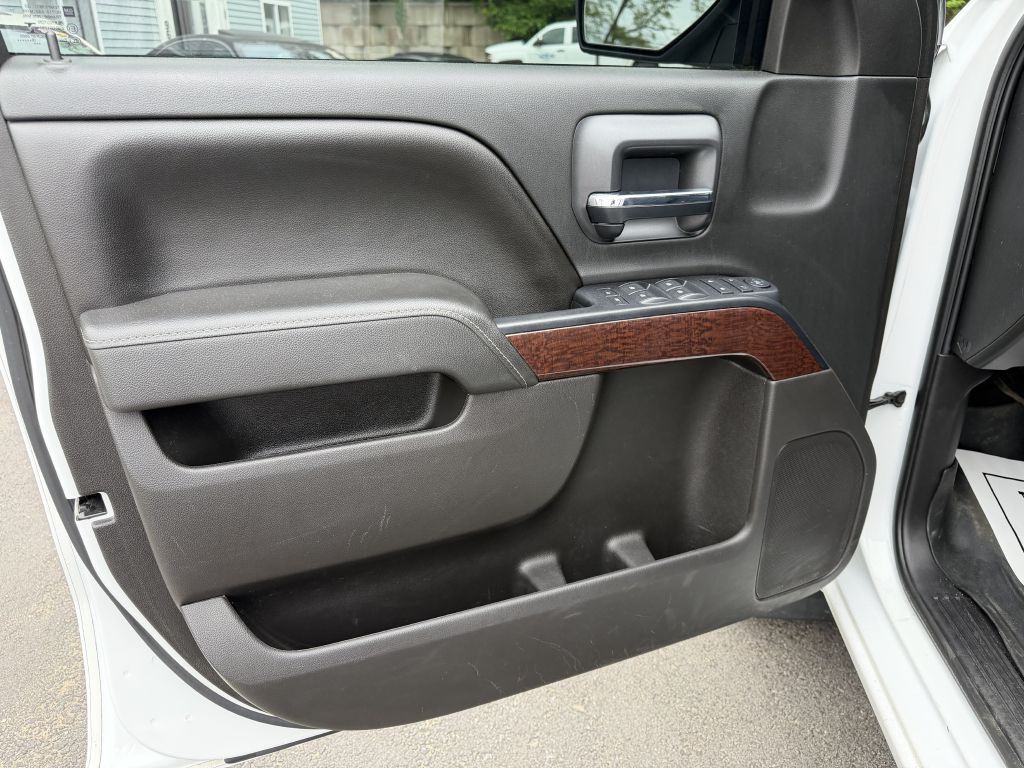2016 GMC Sierra Image 24