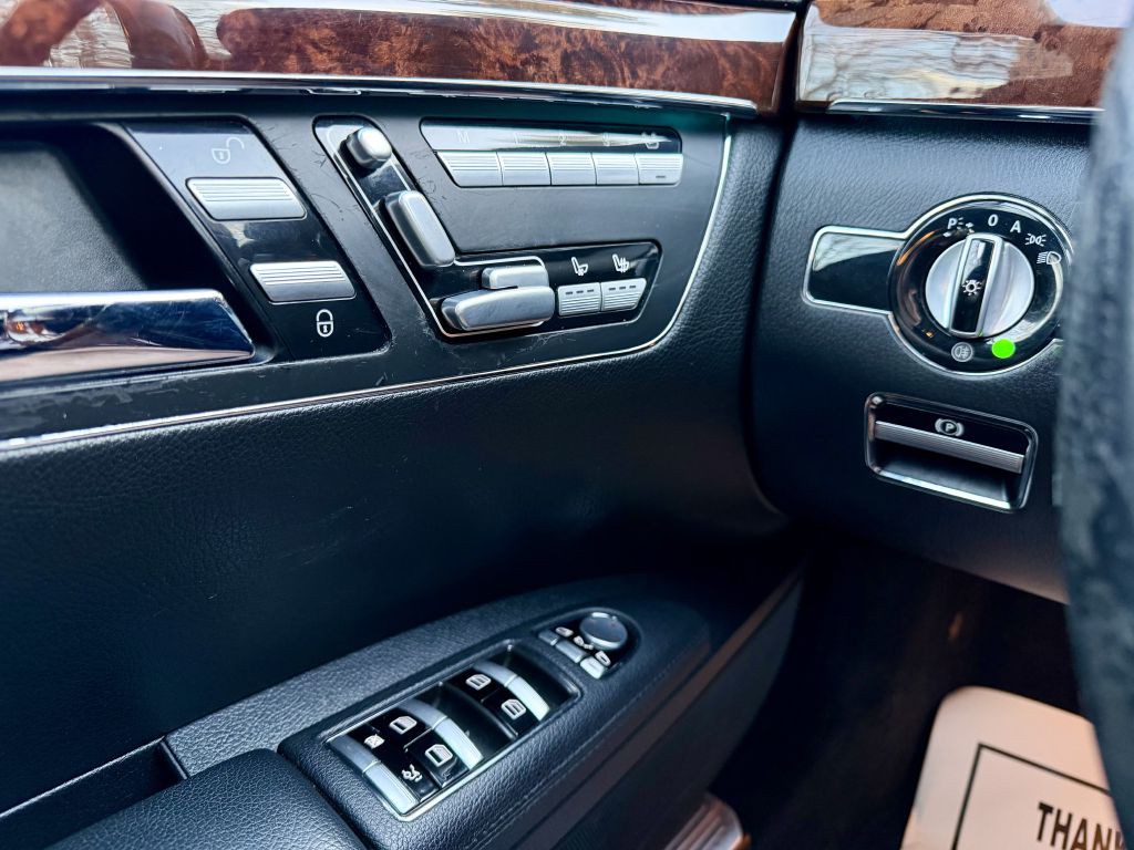 2012 Mercedes-Benz S-Class Image 20