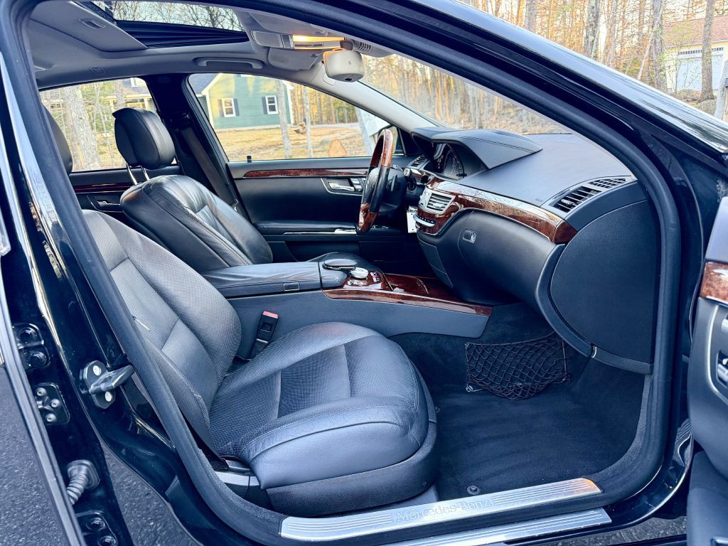 2012 Mercedes-Benz S-Class Image 25