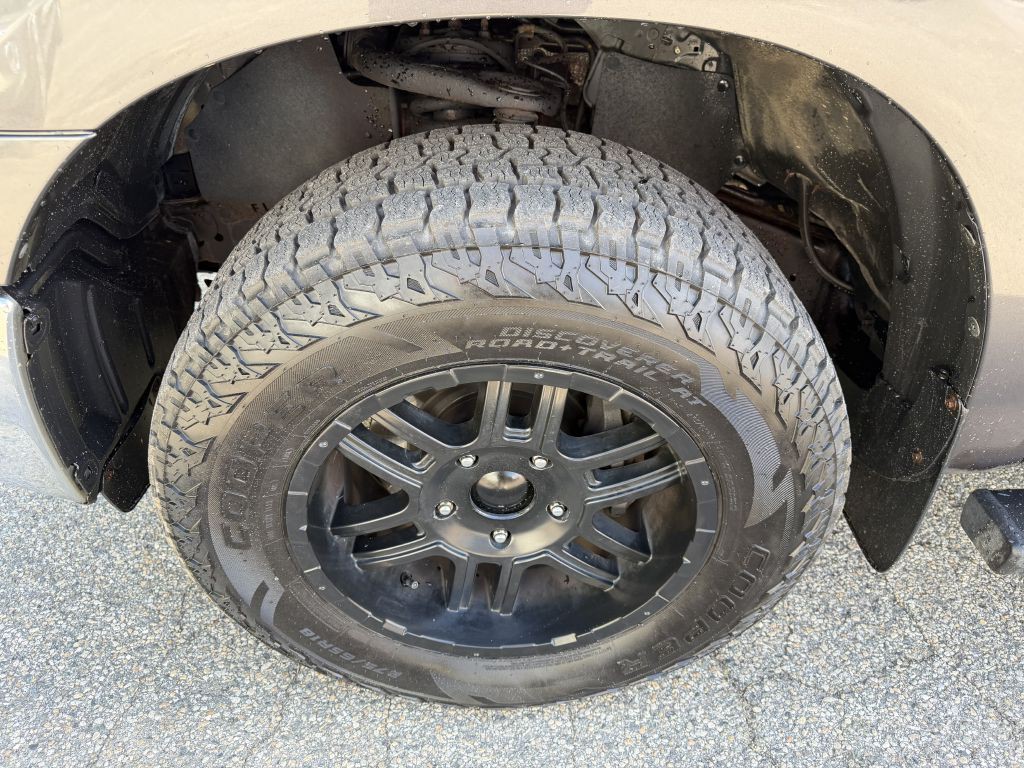 2012 Toyota Tundra Image 9