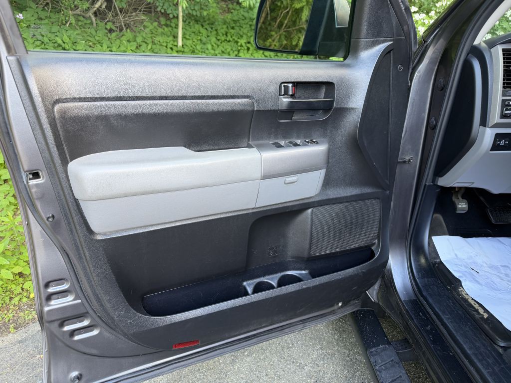 2012 Toyota Tundra Image 19