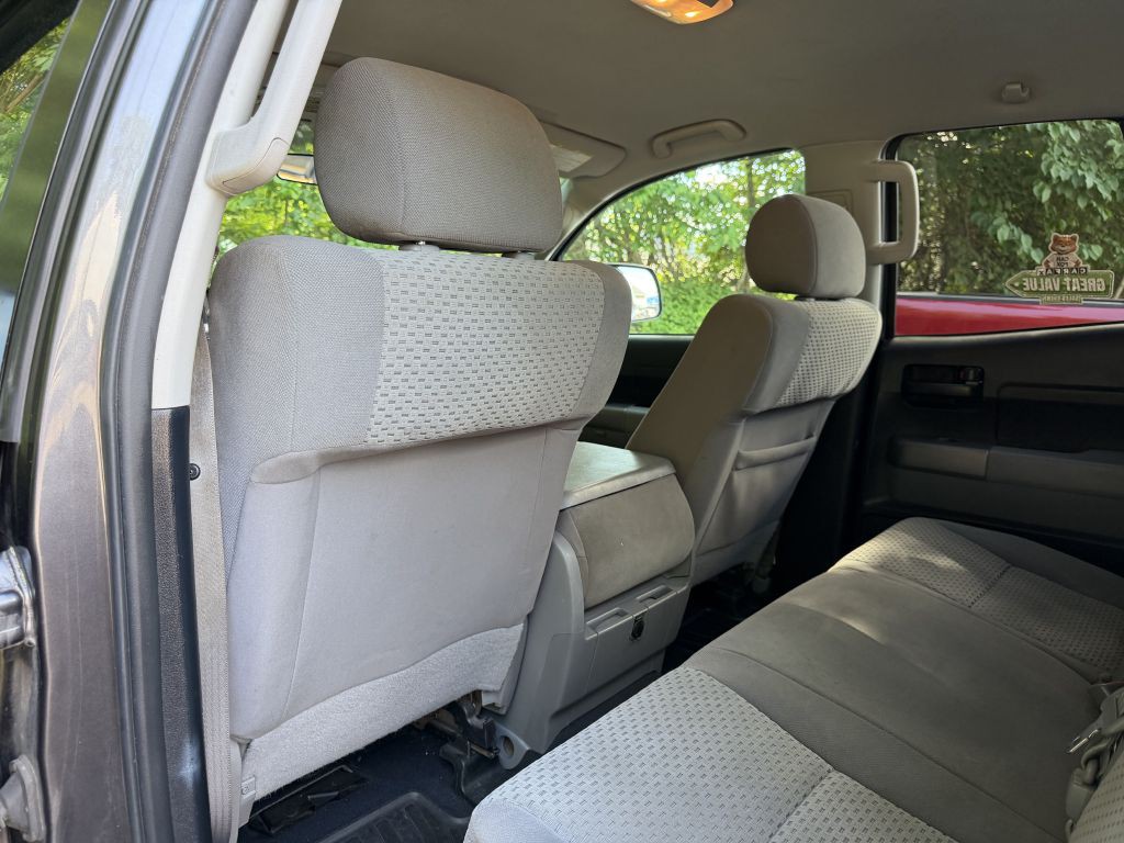 2012 Toyota Tundra Image 28