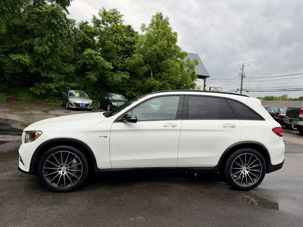 2017 Mercedes-Benz GLC-Class Image 4