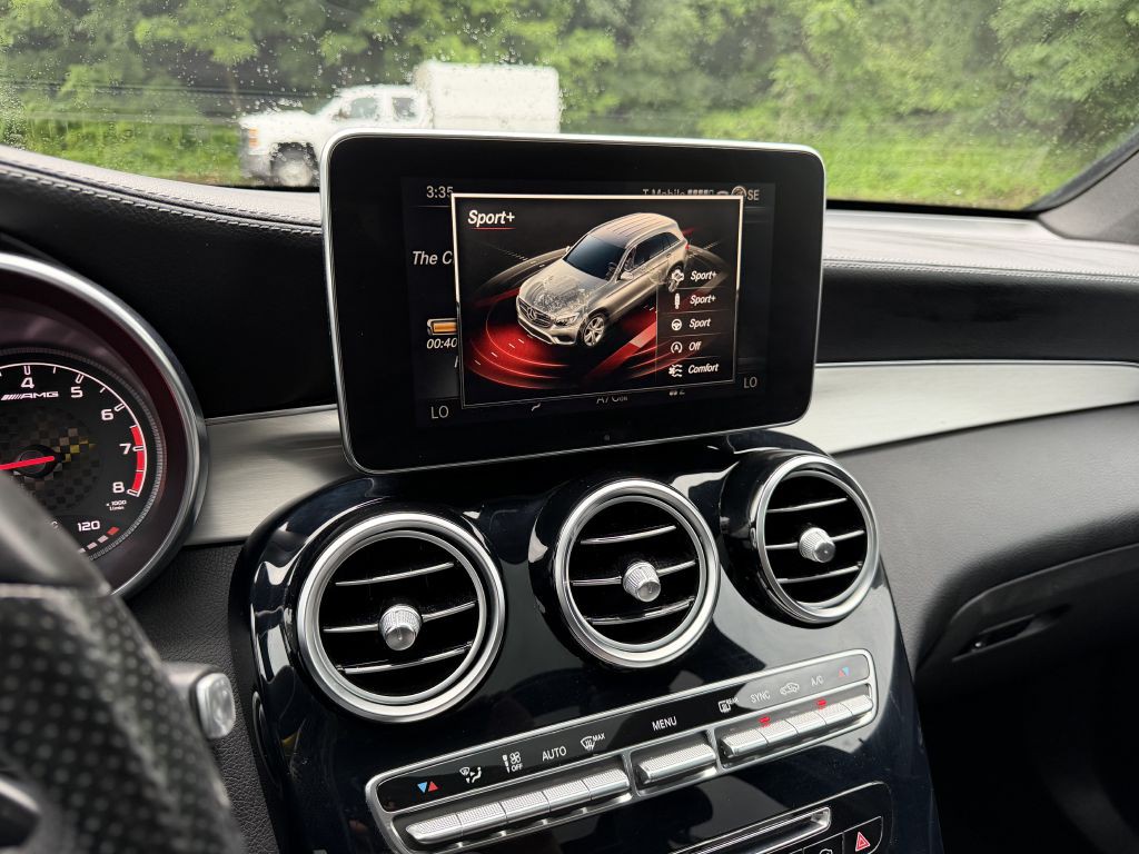 2017 Mercedes-Benz GLC-Class Image 19