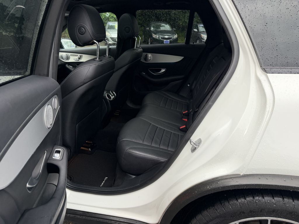 2017 Mercedes-Benz GLC-Class Image 31