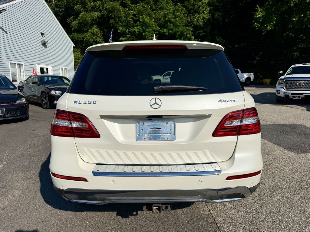 2012 Mercedes-Benz M-Class Image 6