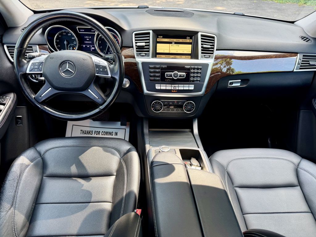 2012 Mercedes-Benz M-Class Image 10