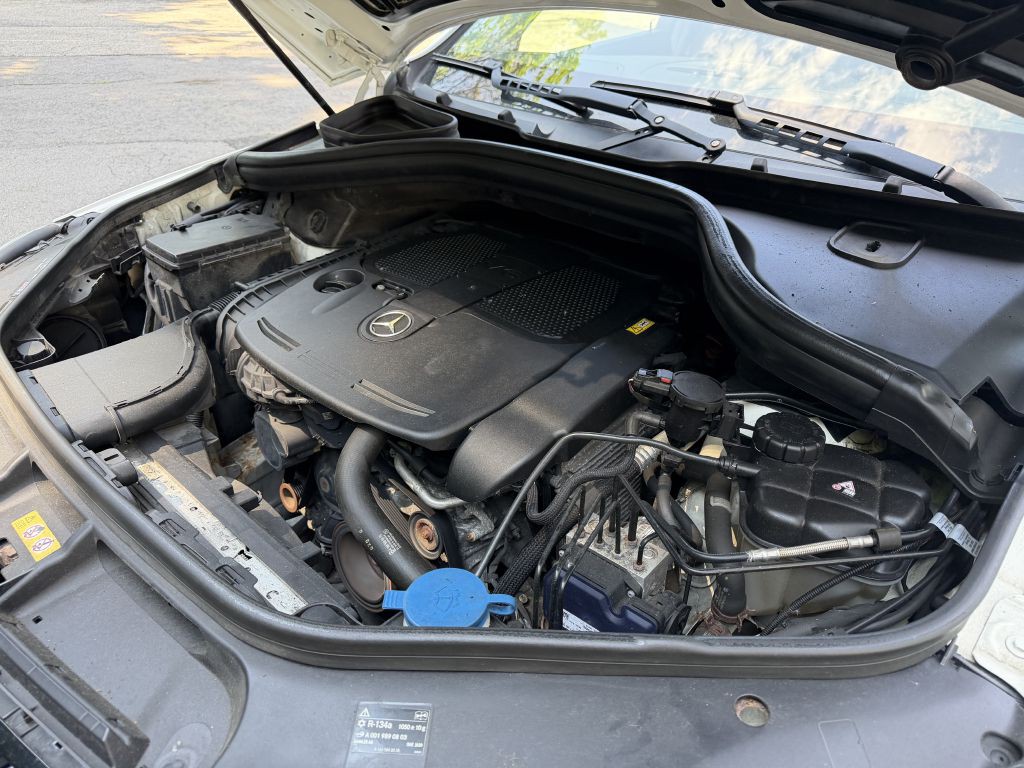 2012 Mercedes-Benz M-Class Image 35