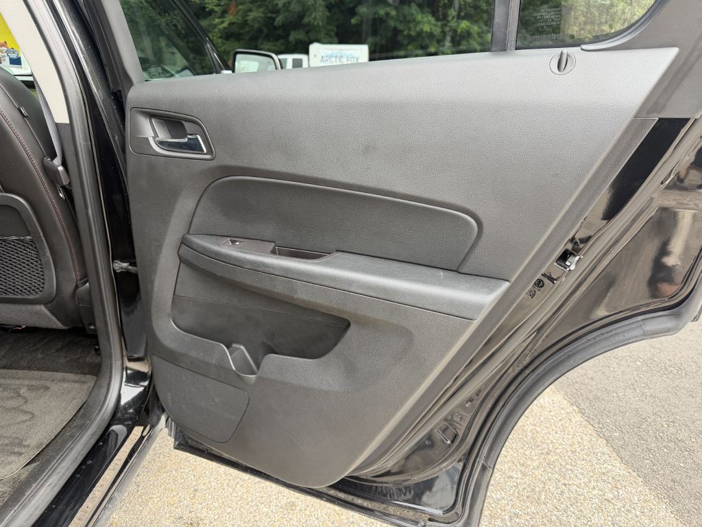 2017 Chevrolet Equinox Image 27