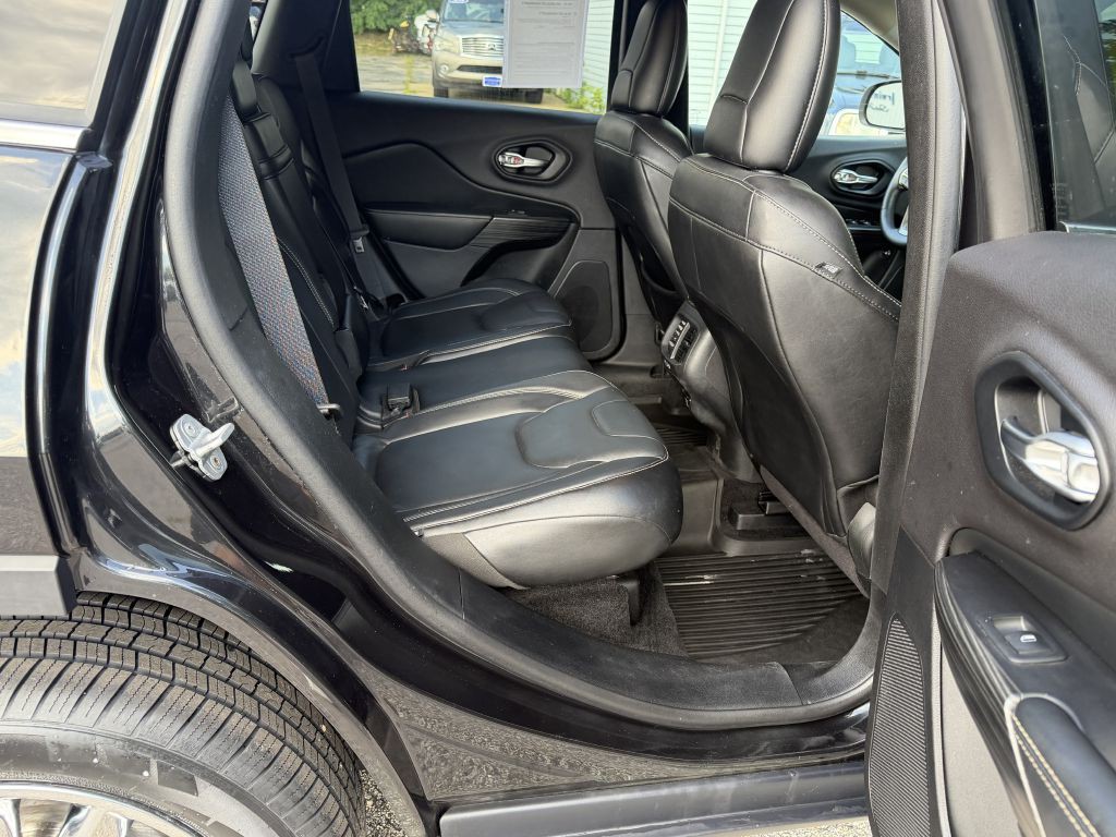 2014 Jeep Cherokee Image 29