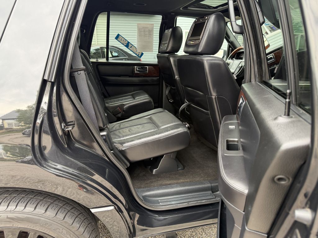 2015 Lincoln Navigator Image 28