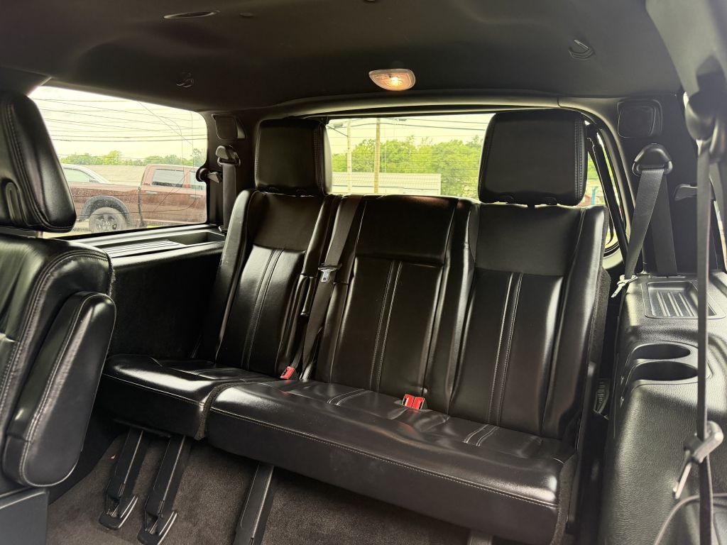 2015 Lincoln Navigator Image 33