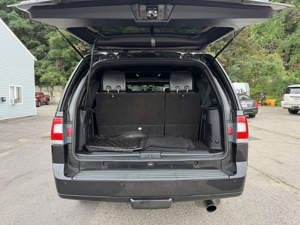 2015 Lincoln Navigator Image 36