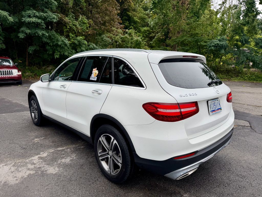 2016 Mercedes-Benz GLC-Class Image 5