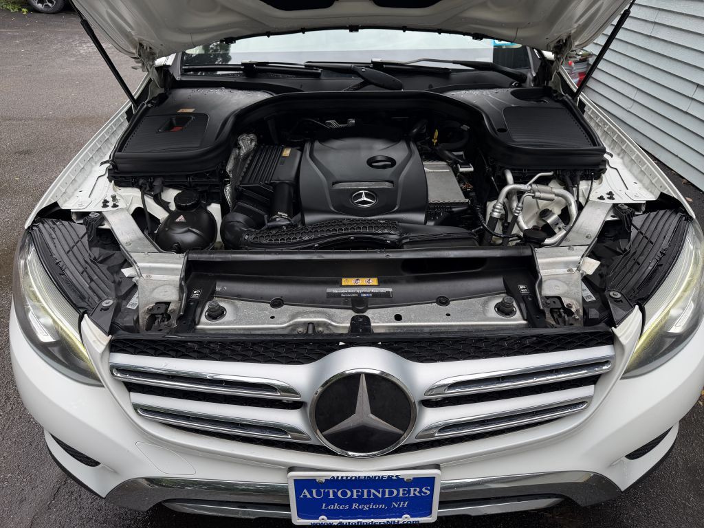 2016 Mercedes-Benz GLC-Class Image 38