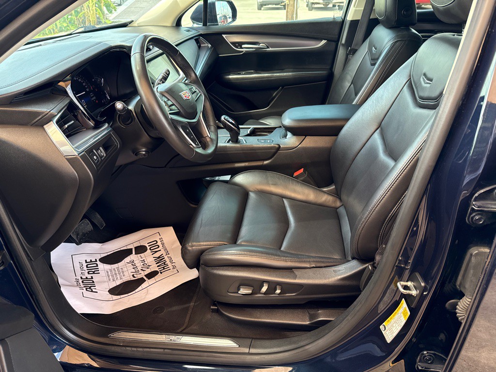 2017 Cadillac XT5 Image 12
