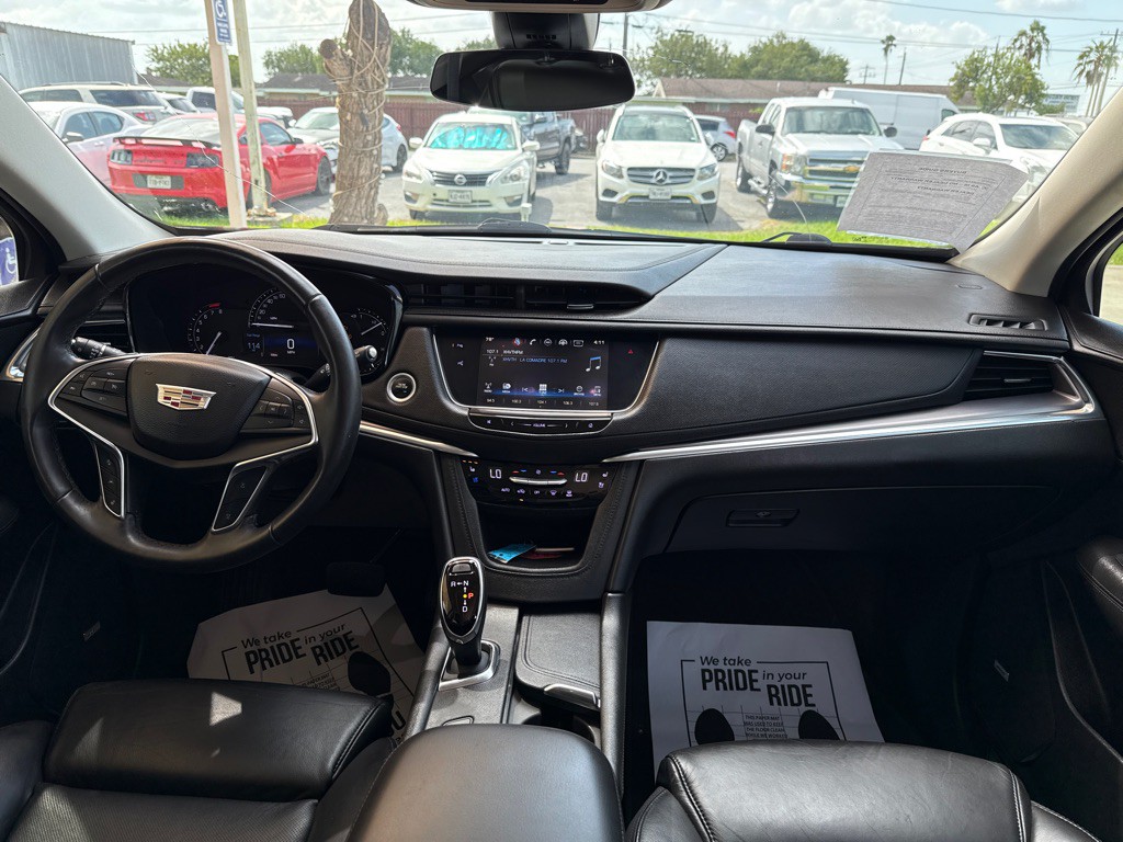 2017 Cadillac XT5 Image 16