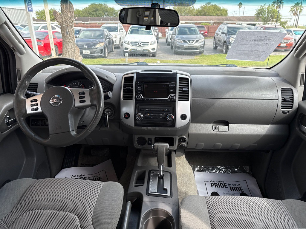 2017 Nissan Frontier Image 13