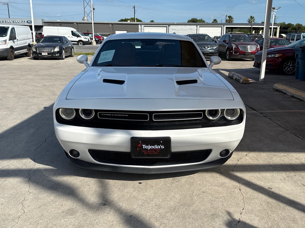 2015 Dodge Challenger Image 2