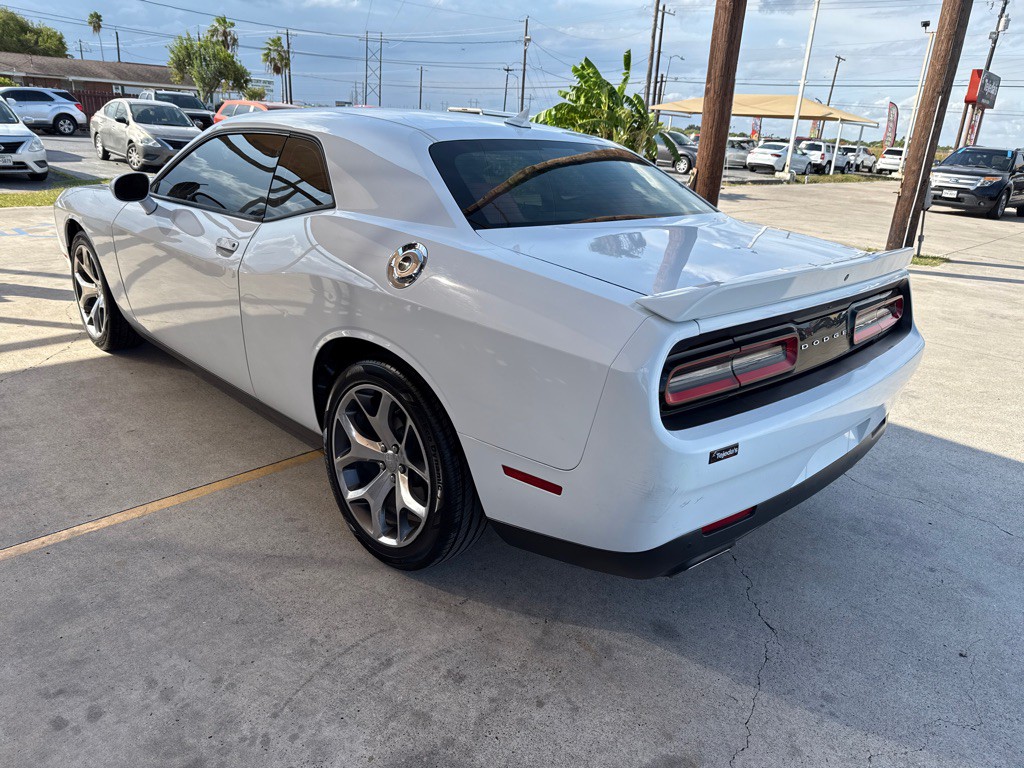 2015 Dodge Challenger Image 5